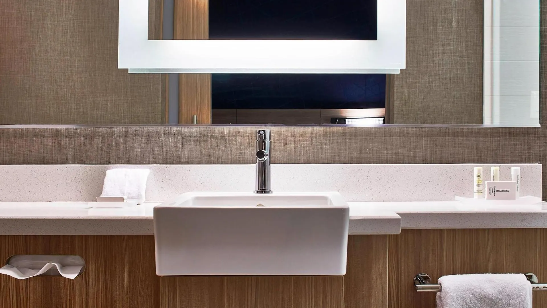 Springhill Suites By Marriott Nashville Downtown/Convention Center Hotel