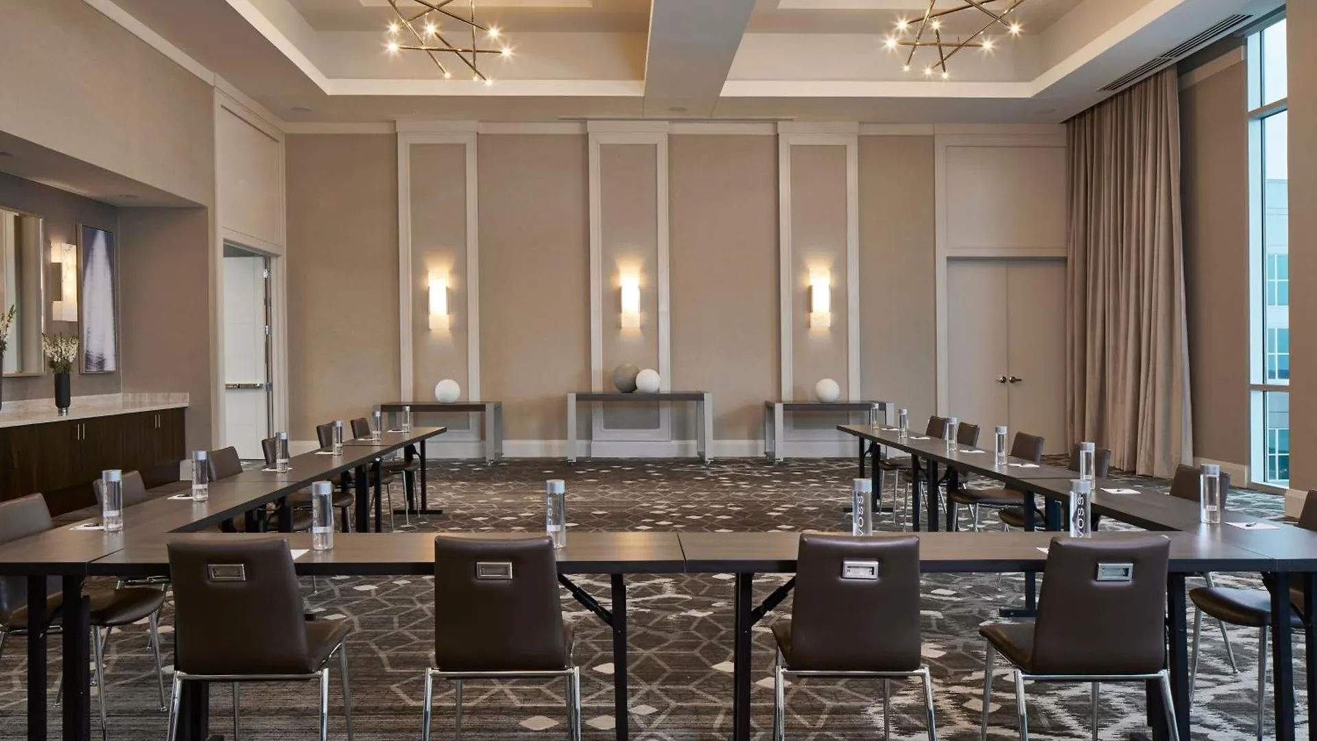 Springhill Suites By Marriott Nashville Downtown/Convention Center